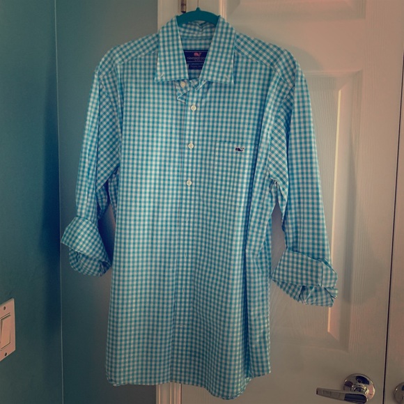 Vineyard Vines; Blue & White Button Down - Picture 2 of 4